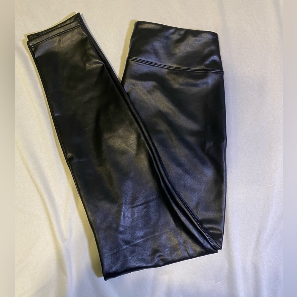 GAP Black Faux Leather Legging Medium